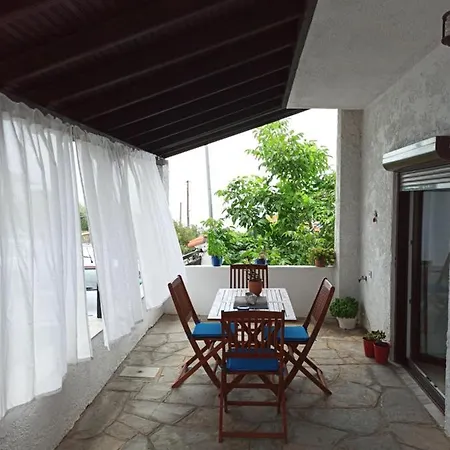 Апартаменты Doras House In Village άνετο υπέροχη θέα *